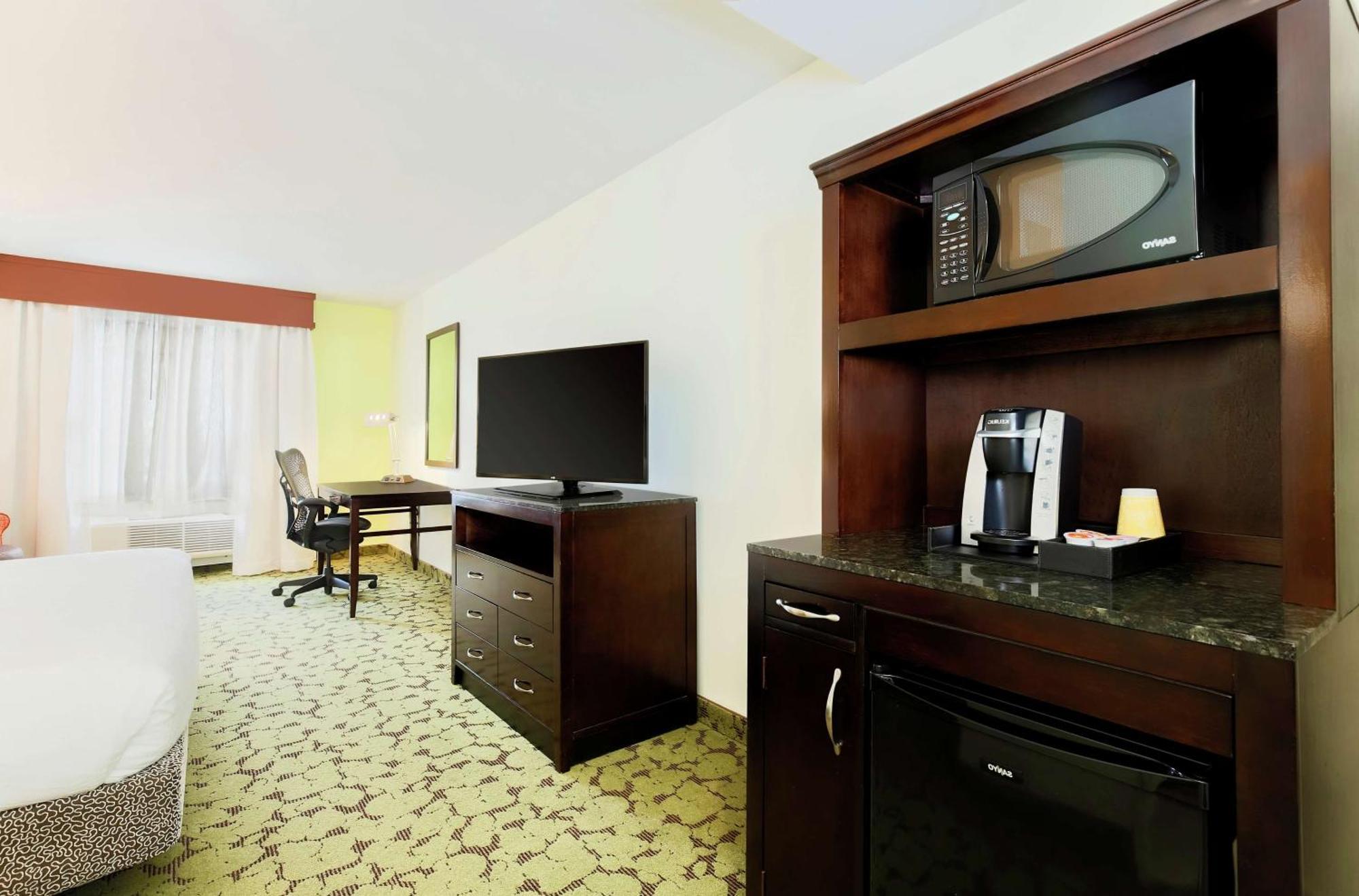 Hilton Garden Inn Dallas Lewisville Esterno foto
